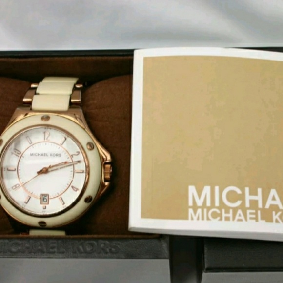 Michael Kors Acrylic & Rose Gold watch - Picture 1 of 3